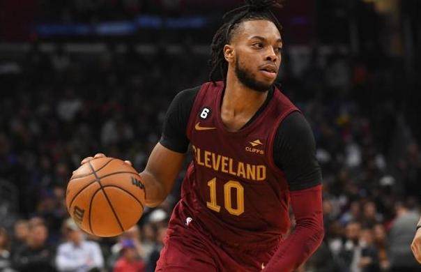 C7官网-开局冲刺后遭遇四连败 骑士究竟是强壮还是虚胖？